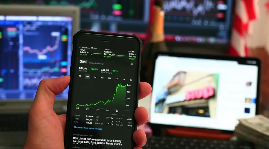 stock market chart trading screen Upside Gap Three trade methods