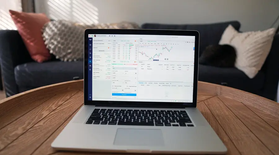 stock market chart trading screen MACD Divergence It reading without
