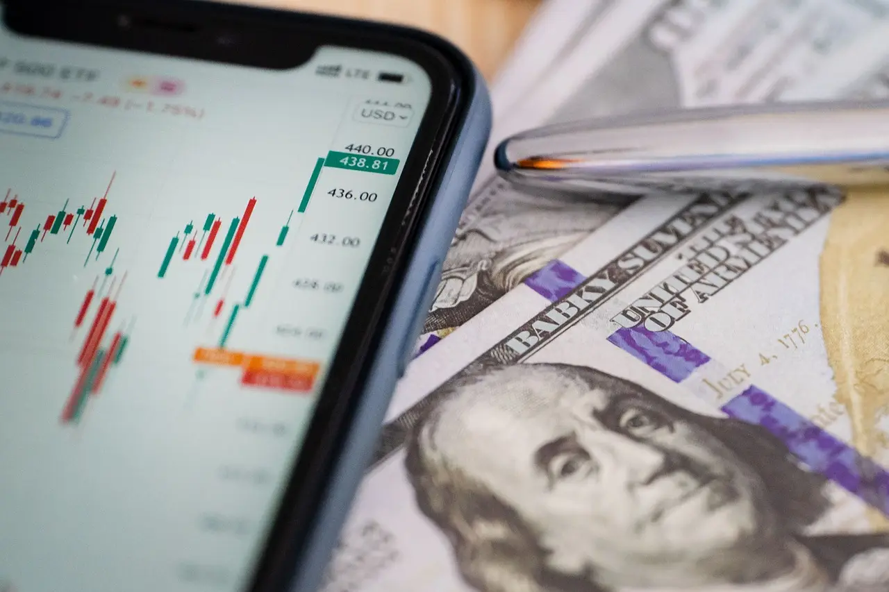 financial statements business analysis Value Stock Screen