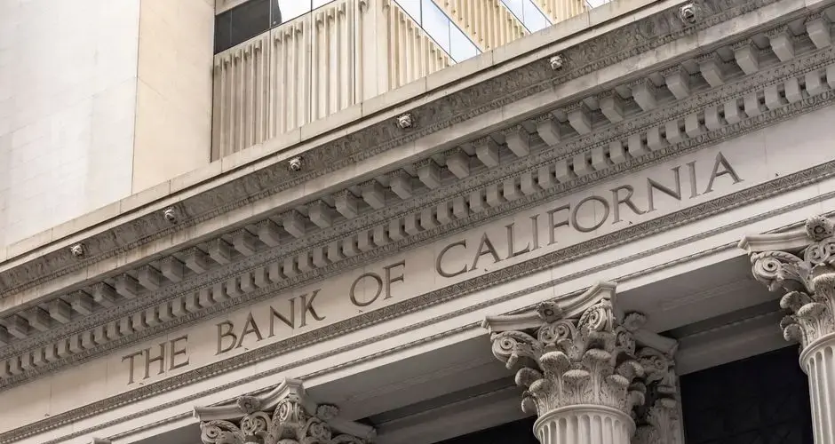 Close-up of Bank of California with classic architecture and columns.